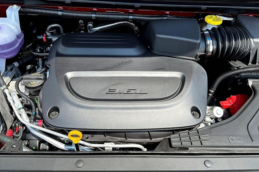2027 Chrysler Pacifica LX