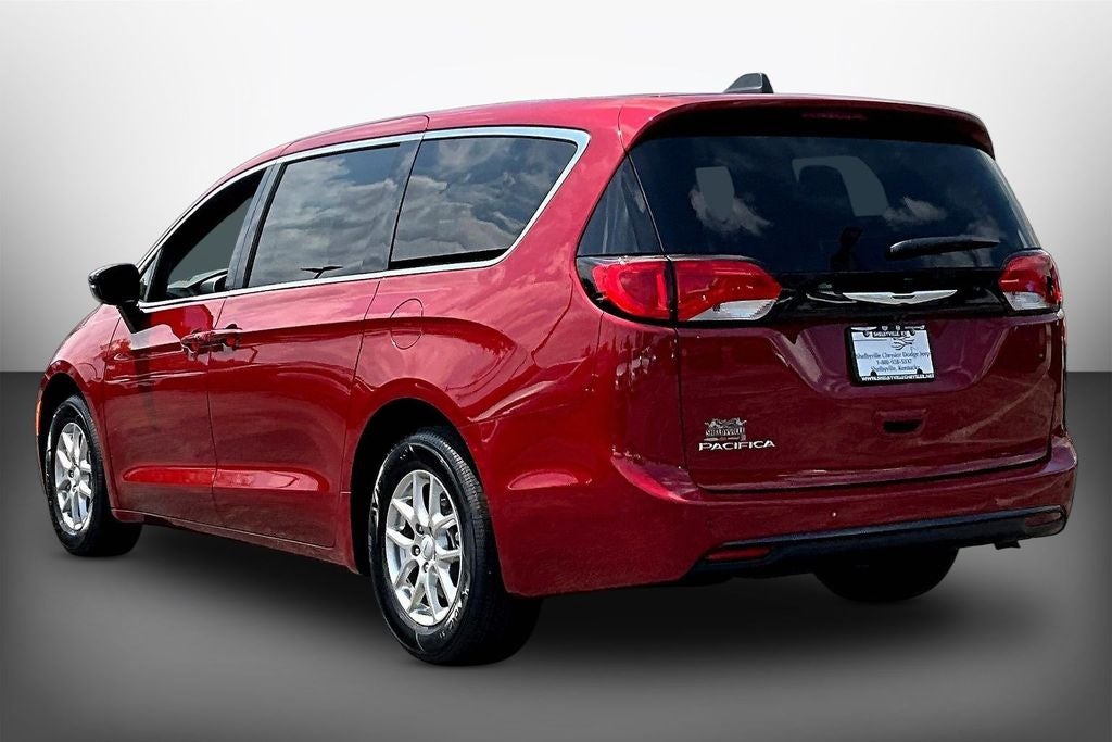 2027 Chrysler Pacifica LX