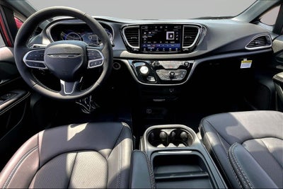 2027 Chrysler Pacifica LX