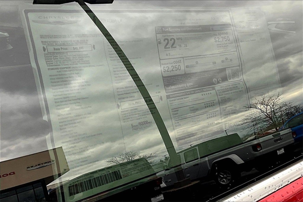 2026 Chrysler Voyager LX