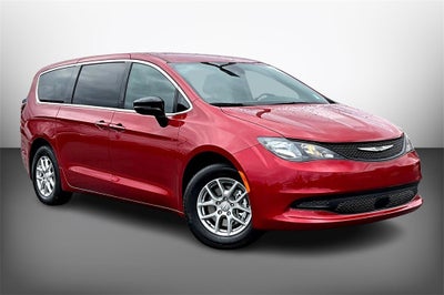 2026 Chrysler Voyager LX