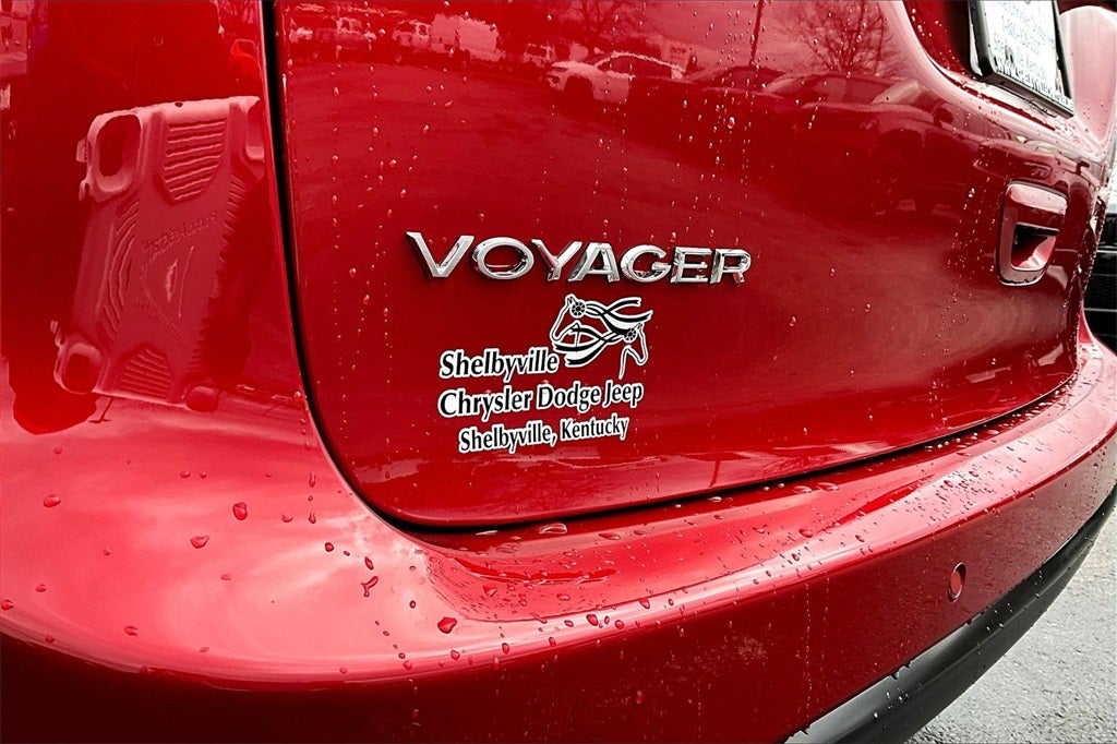 2026 Chrysler Voyager LX