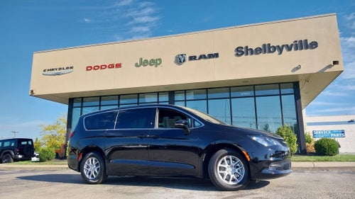 2026 Chrysler Voyager LX