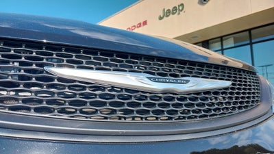 2026 Chrysler Voyager LX