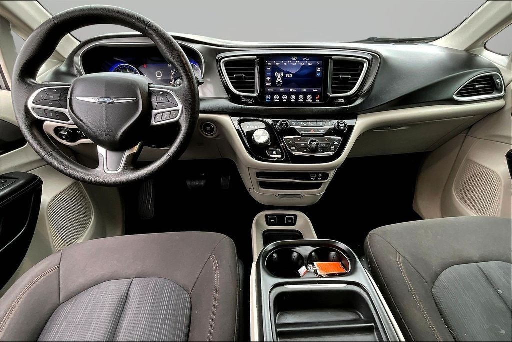 2020 Chrysler Pacifica Touring