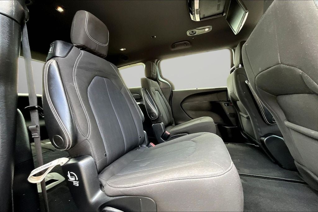 2021 Chrysler Pacifica Touring