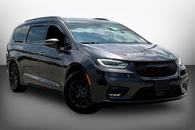 2021 Chrysler Pacifica Touring