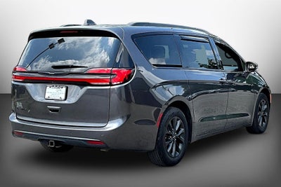 2021 Chrysler Pacifica Touring