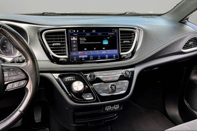 2021 Chrysler Pacifica Touring