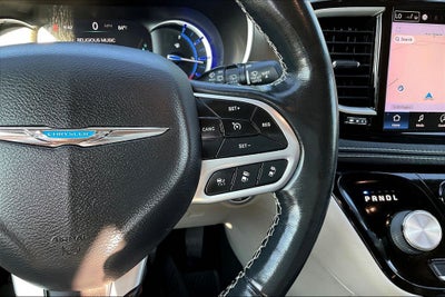 2021 Chrysler Pacifica Hybrid Touring L