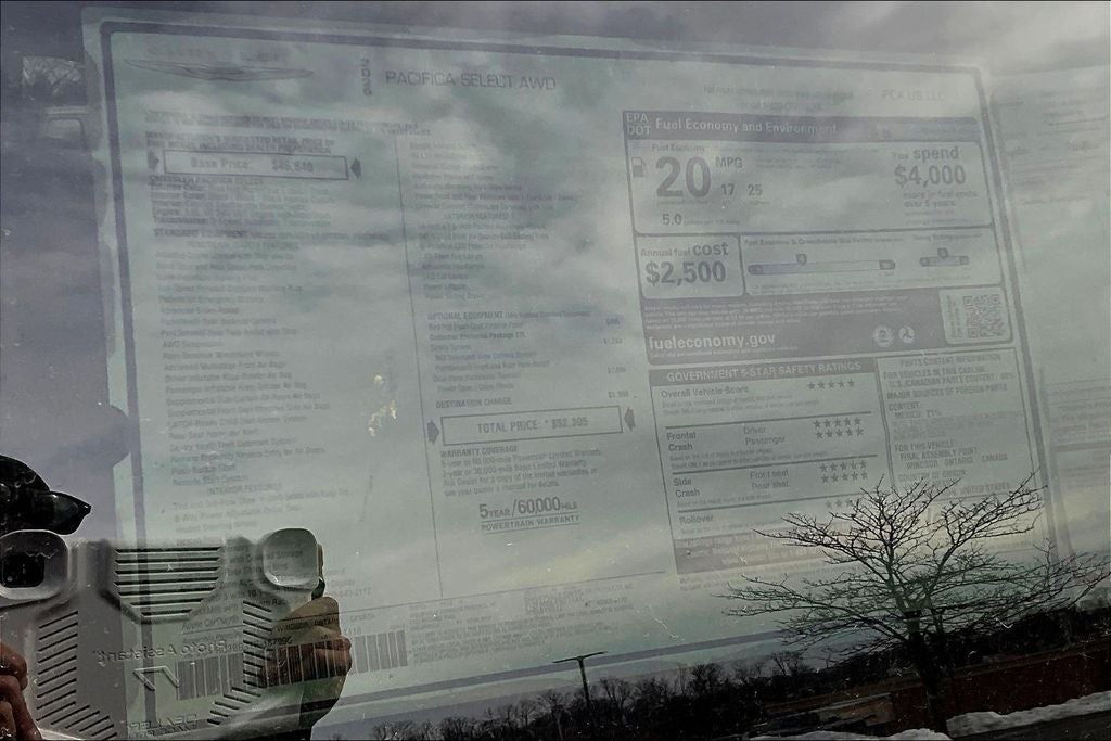2026 Chrysler Pacifica Select