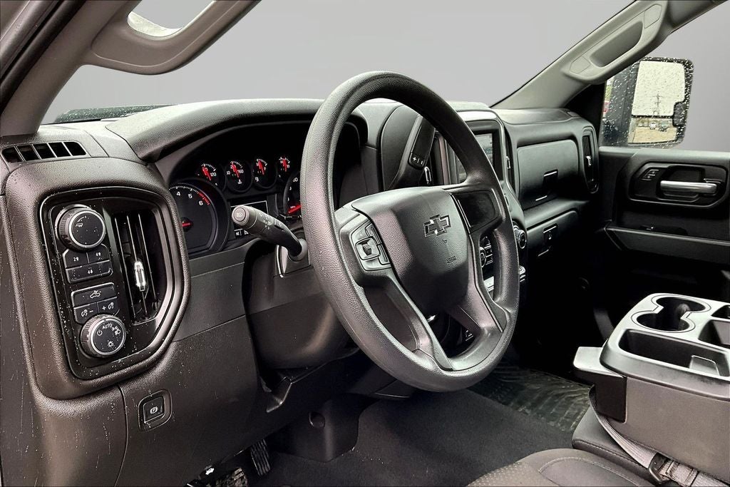 2025 Chevrolet Silverado 2500HD Custom