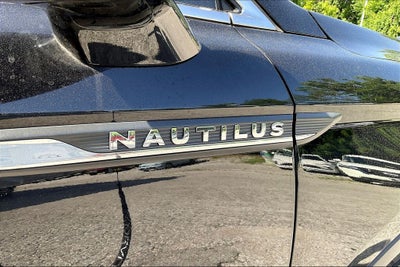 2022 Lincoln Nautilus Standard