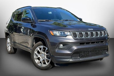 2023 Jeep Compass Latitude Lux