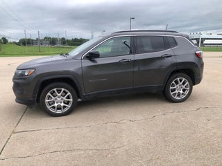 2023 Jeep Compass Latitude Lux