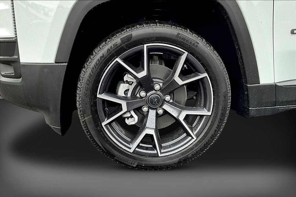 2026 Jeep Cherokee Overland