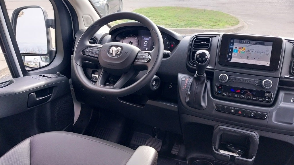 2025 RAM ProMaster 1500 Low Roof