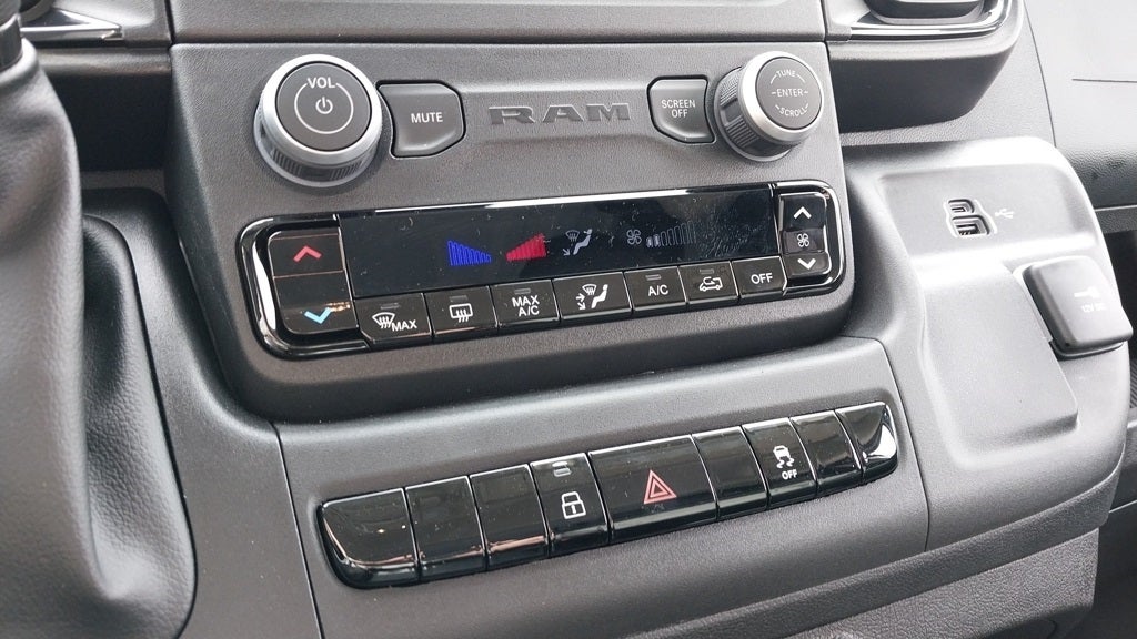 2025 RAM ProMaster 1500 Low Roof