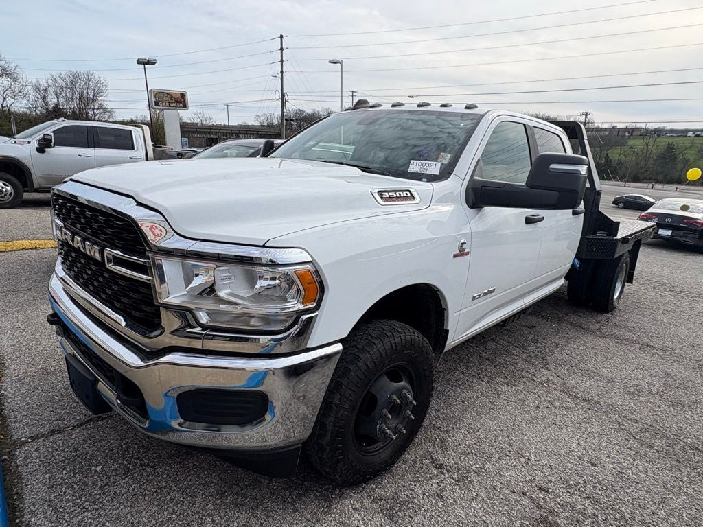 2024 RAM Ram 3500 Chassis Cab SLT