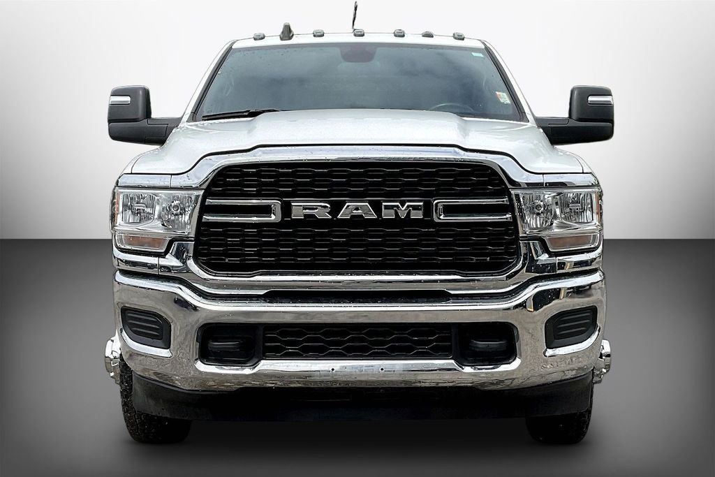 2024 RAM 3500 SLT
