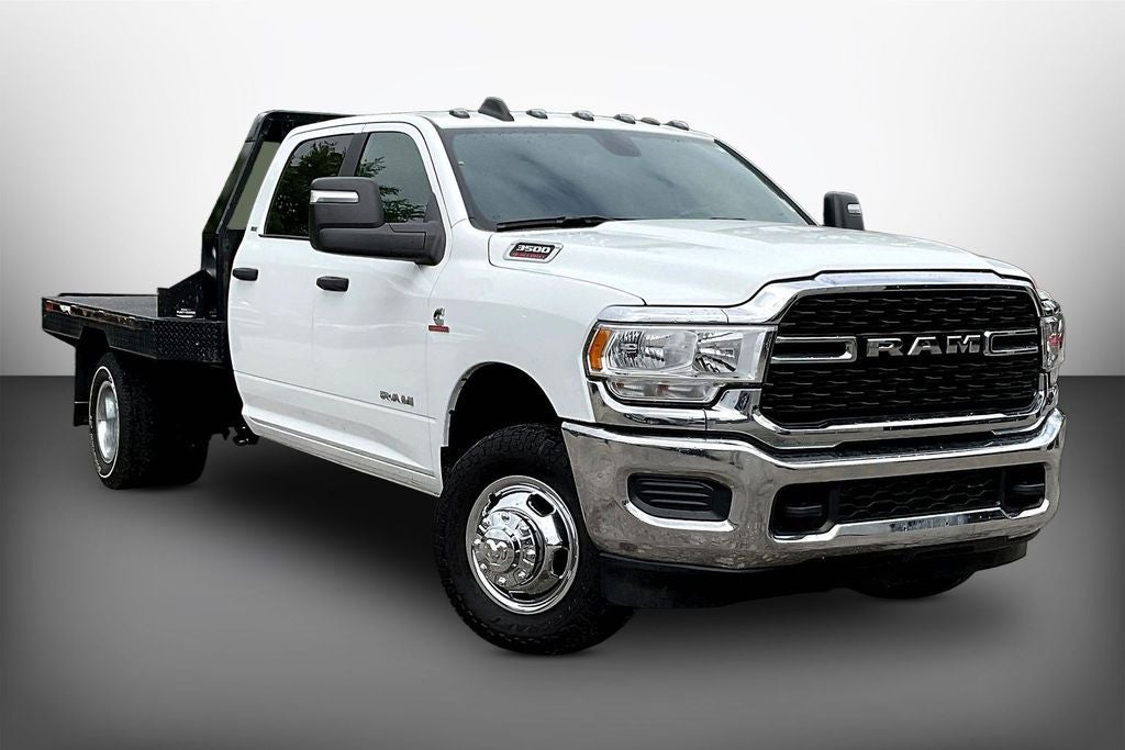 2024 RAM 3500 SLT
