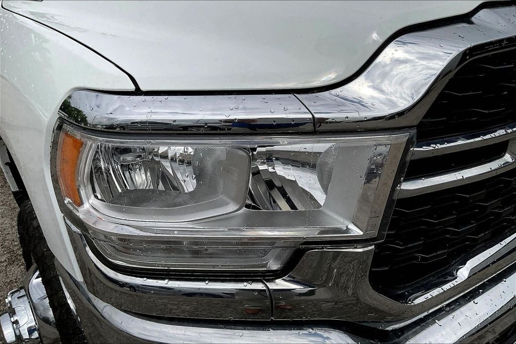 2024 RAM 3500 SLT