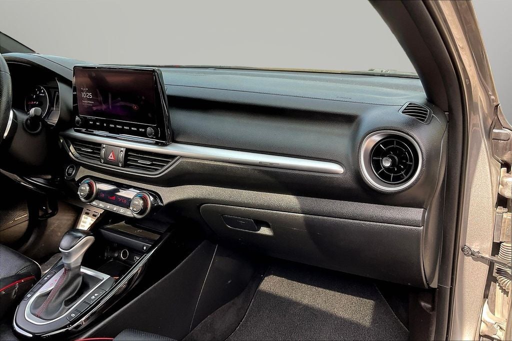 2022 Kia Forte GT