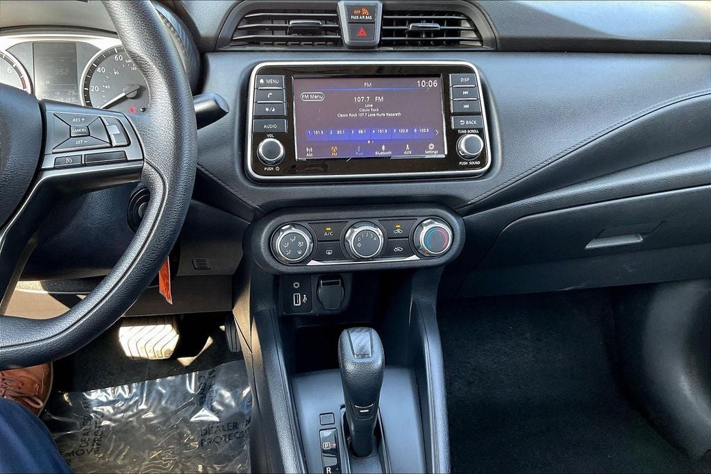 2025 Nissan Versa 1.6 S