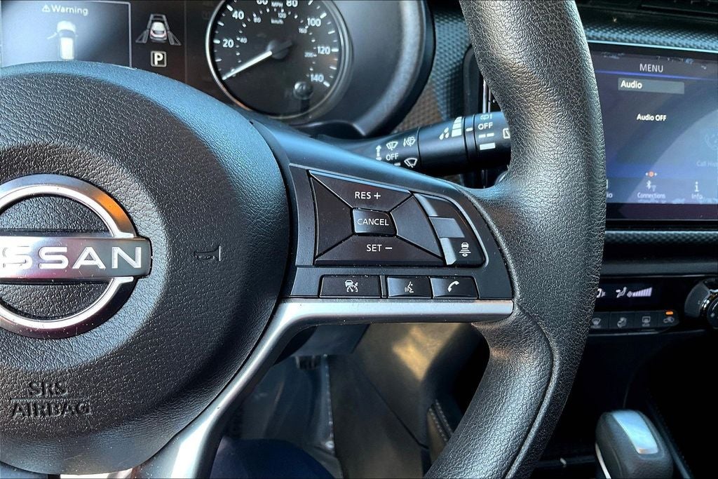 2022 Nissan Kicks SV