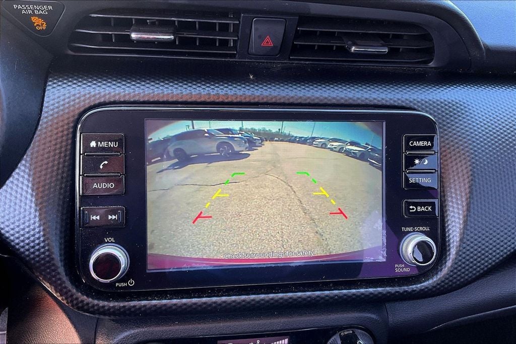 2022 Nissan Kicks SV