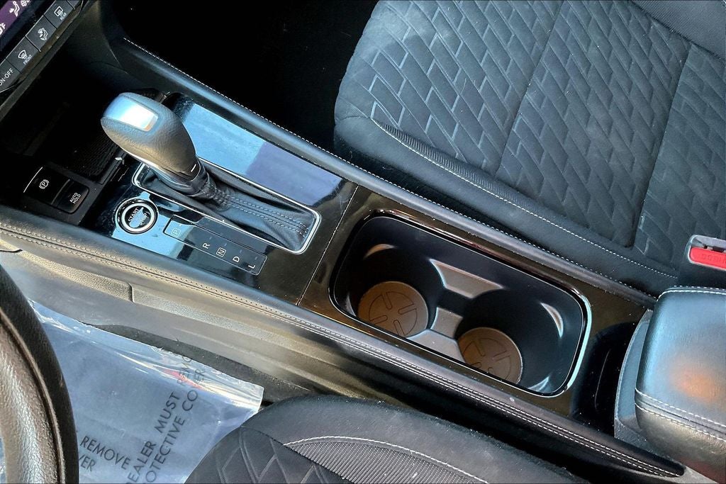 2022 Nissan Kicks SV