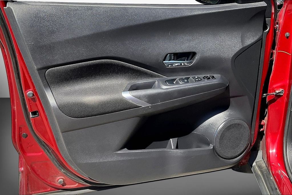 2022 Nissan Kicks SV