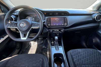 2022 Nissan Kicks SV