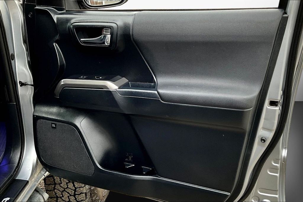 2017 Toyota Tacoma Base