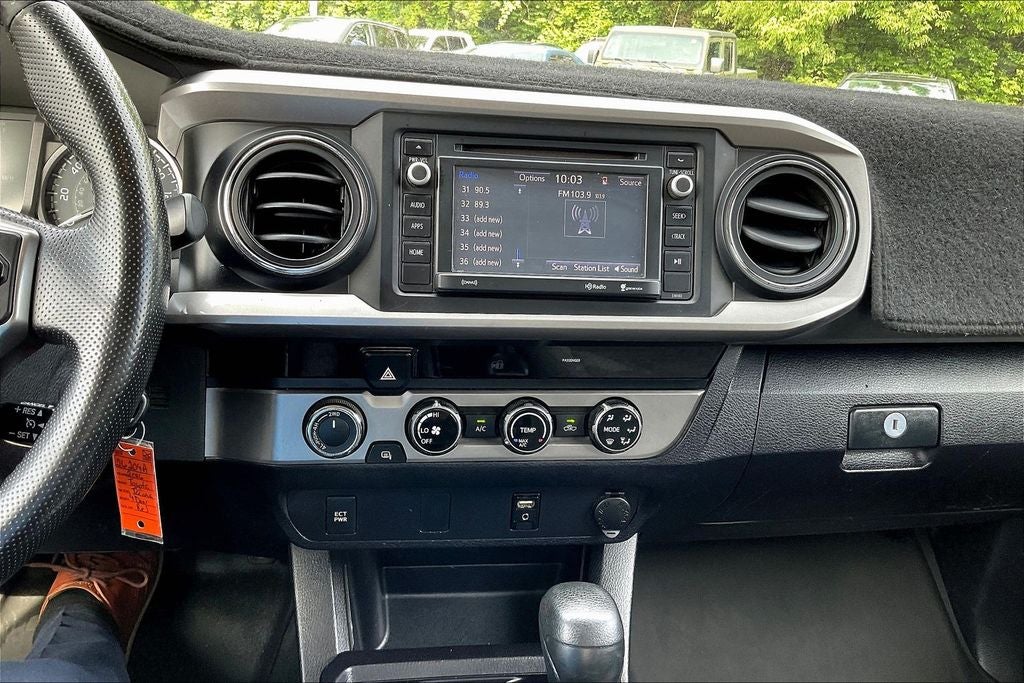 2016 Toyota Tacoma SR5