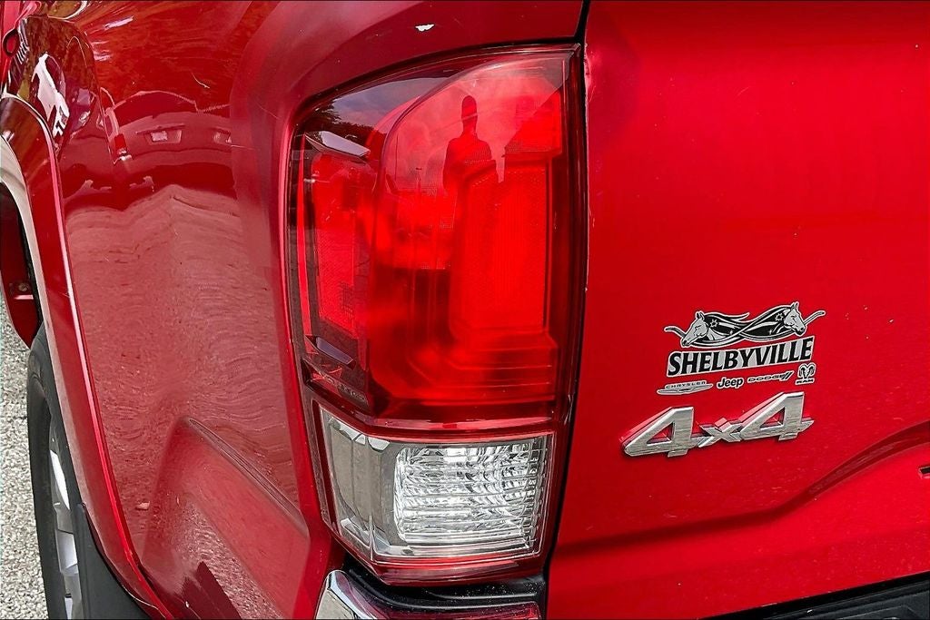2016 Toyota Tacoma SR5