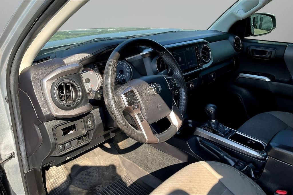 2022 Toyota Tacoma SR5