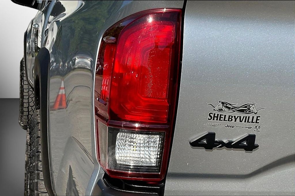 2022 Toyota Tacoma SR5
