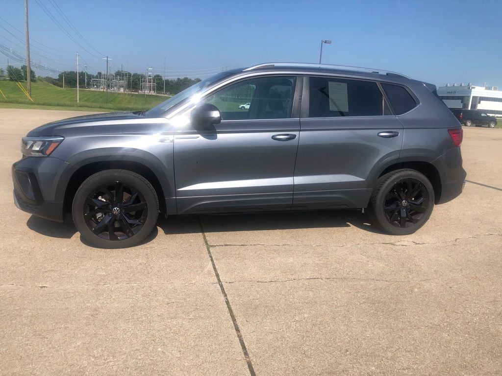 2024 Volkswagen Taos 1.5T SE