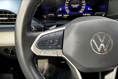 2024 Volkswagen Taos 1.5T SE