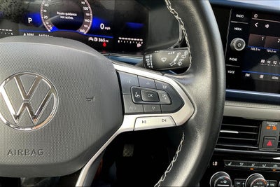 2024 Volkswagen Taos 1.5T SE