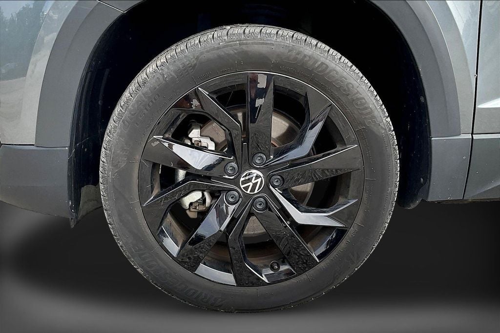 2024 Volkswagen Taos 1.5T SE