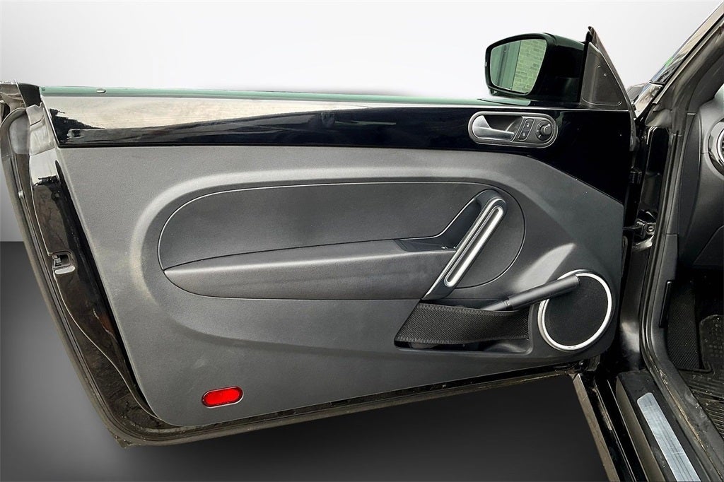 2012 Volkswagen Beetle 2.5L