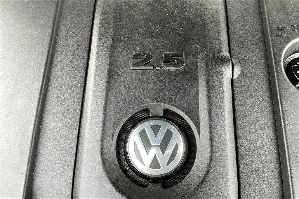 2012 Volkswagen Beetle 2.5L