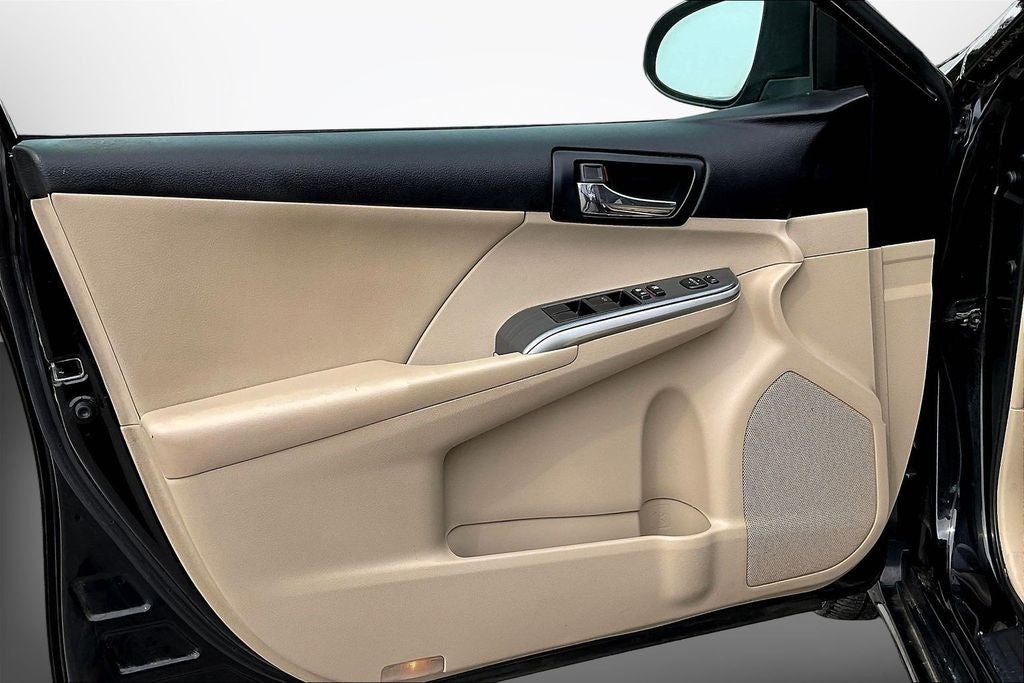 2013 Toyota Camry Hybrid XLE