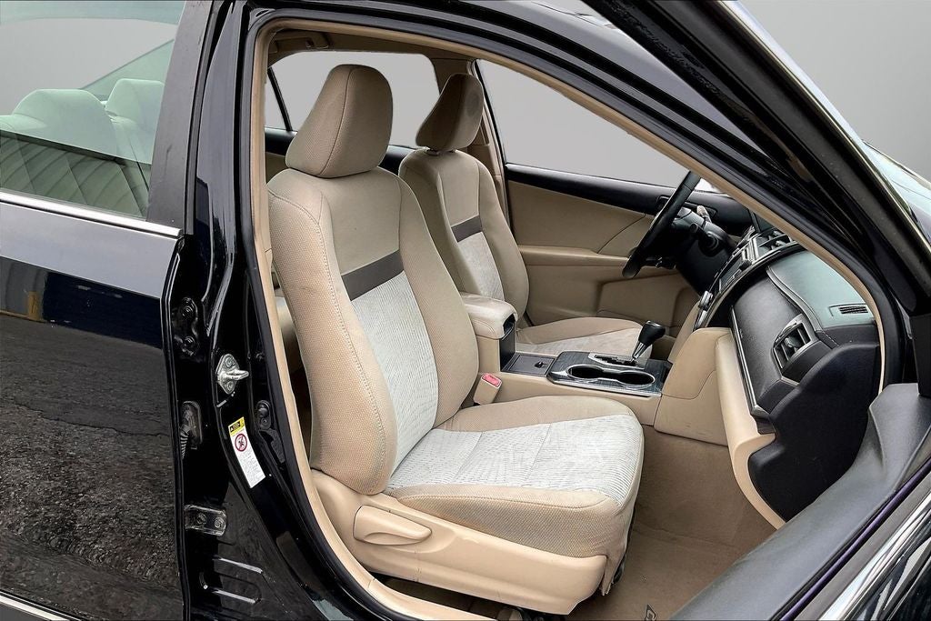 2013 Toyota Camry Hybrid XLE
