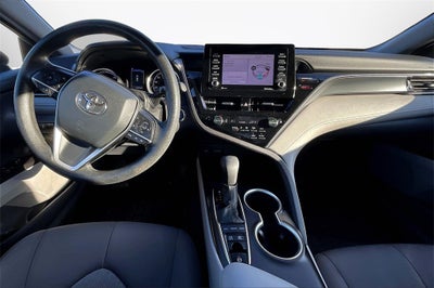 2022 Toyota Camry Hybrid LE