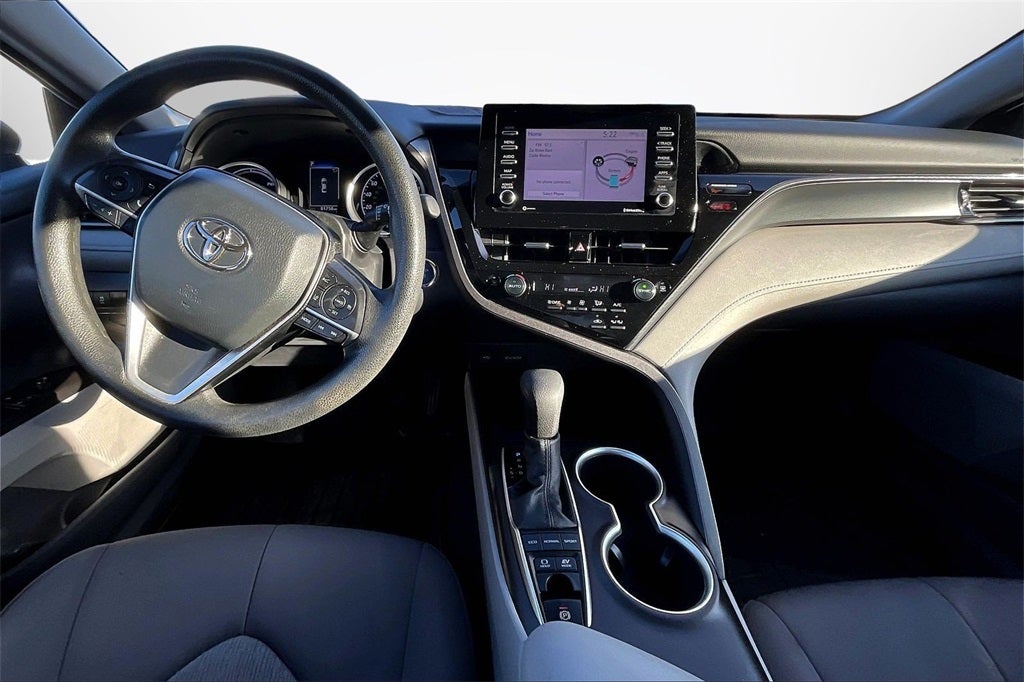 2022 Toyota Camry Hybrid LE