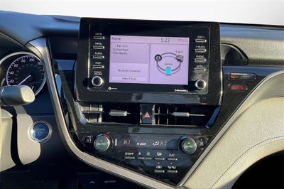 2022 Toyota Camry Hybrid LE