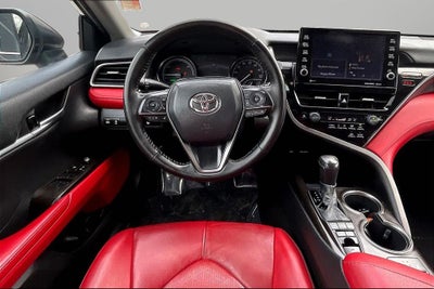 2022 Toyota Camry Hybrid XSE